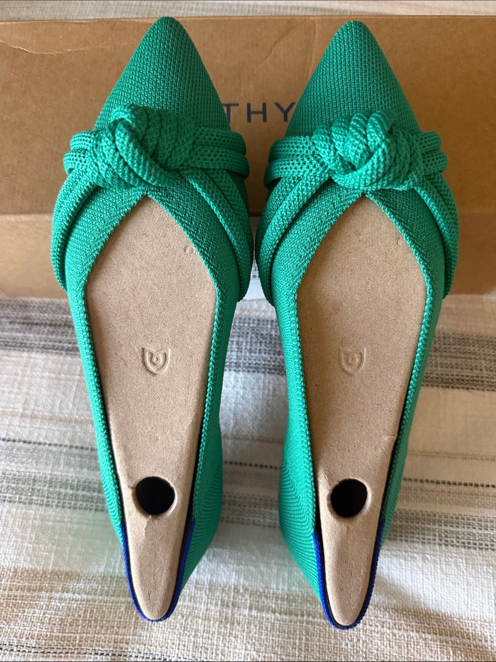 Rothys The Knot Point II Size 7.5 NWT